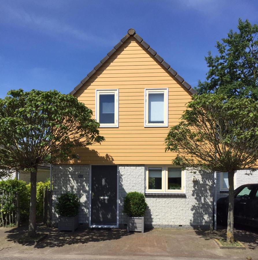 Vakantiewoning In Villapark De Oesterbaai 113 Wemeldinge Exterior photo