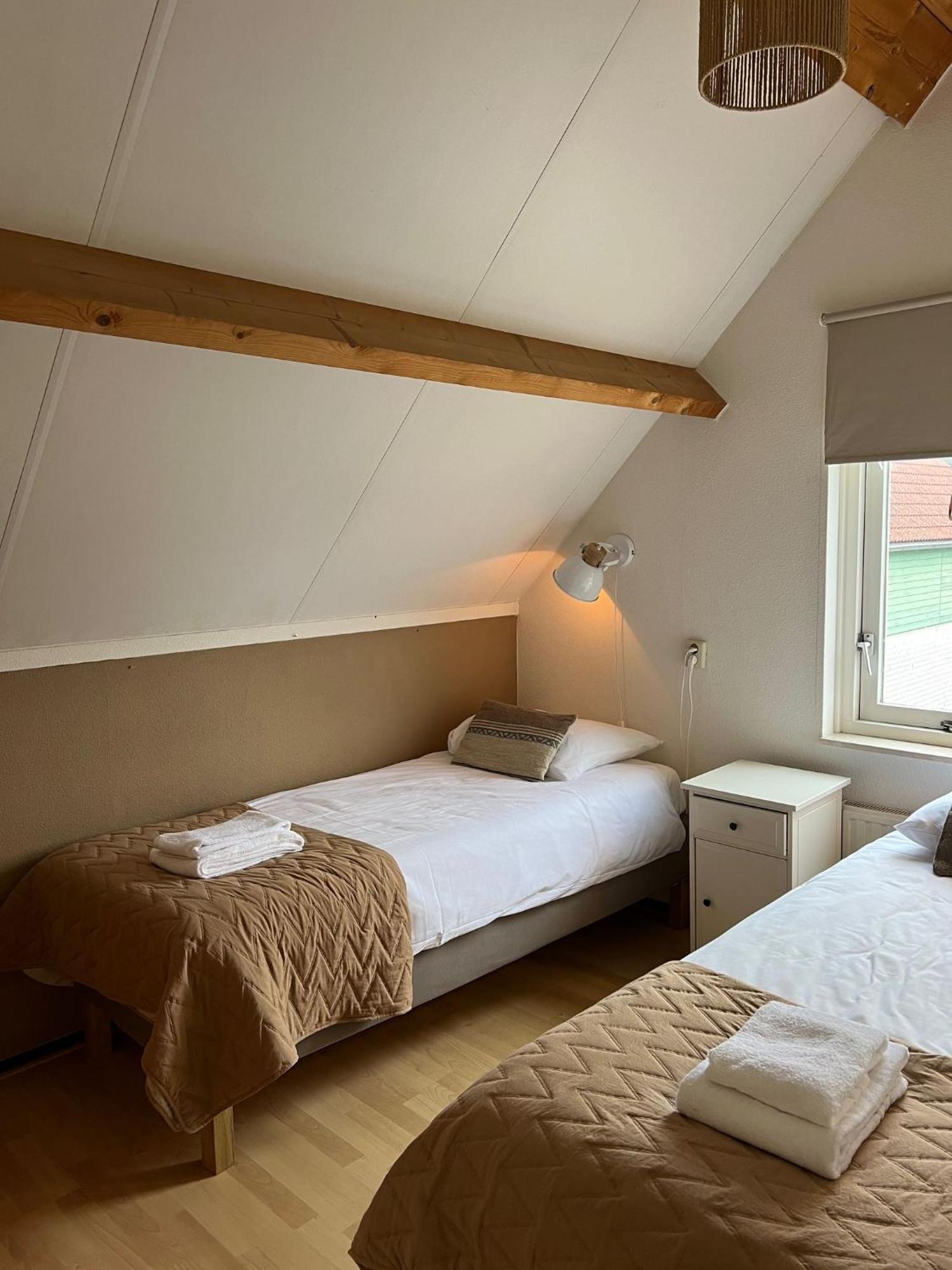 Vakantiewoning In Villapark De Oesterbaai 113 Wemeldinge Exterior photo